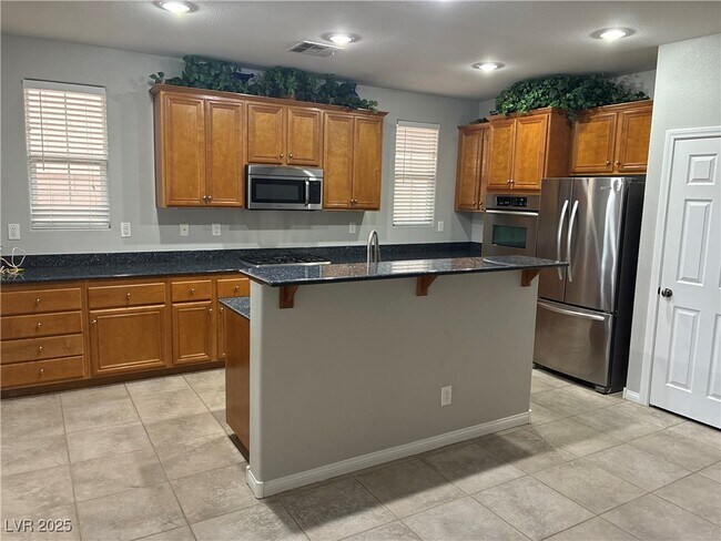 Foto del edificio - 5774 Blackbirch St