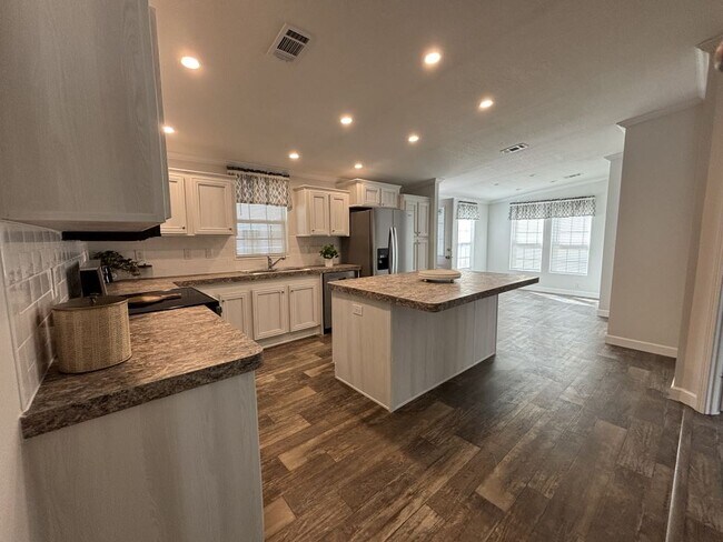 Foto del edificio - 1 Kimberly Ct