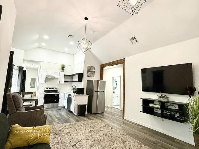 Foto del edificio - 1808 NW 8th St