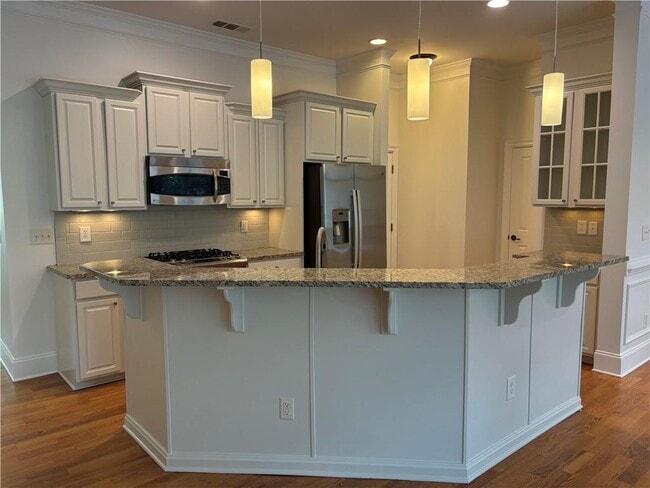 Building Photo - 10424 Park Walk Point
