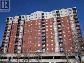 Building Photo - 30 Chapman Ct