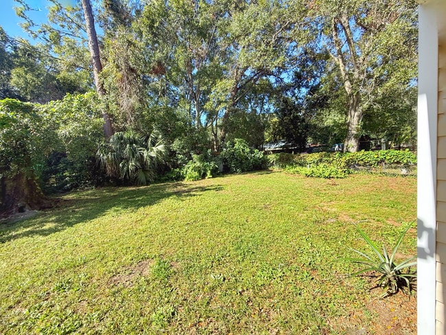 No Poop, yard is for people, not pets... - 1535 N Whitney St
