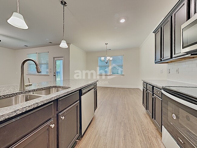 Building Photo - 120 Sweetgum Drive