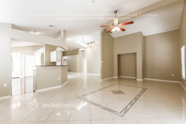 Building Photo - 820 Brightview Dr