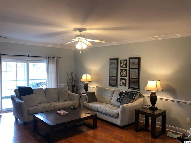 Foto del edificio - 4820 Magnolia Lake Dr