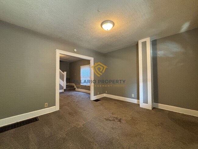 Photo - 706-708 North Bosart Avenue Apartment