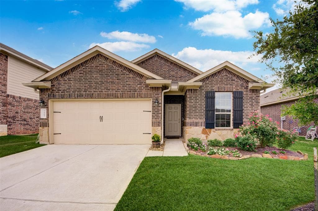 Primary Photo - 7014 N Sound Ln