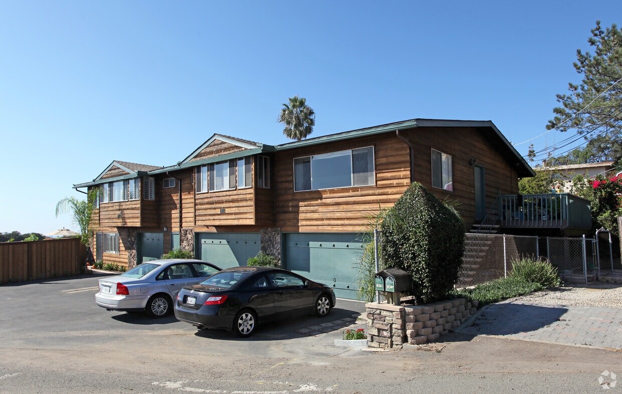 Foto principal - 1809-1811 Montgomery Ave