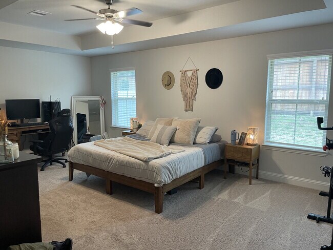 Building Photo - Stylish Single-Story Home with Open-Concept Living in Montgomery!