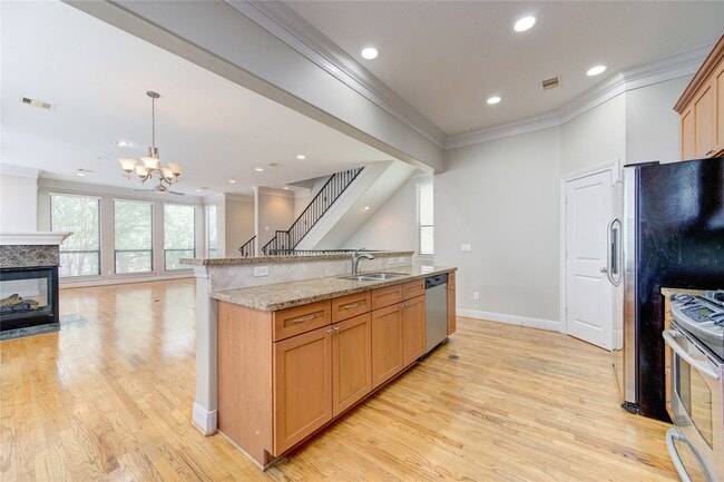 Photo - 1706 McDonald St Apartment