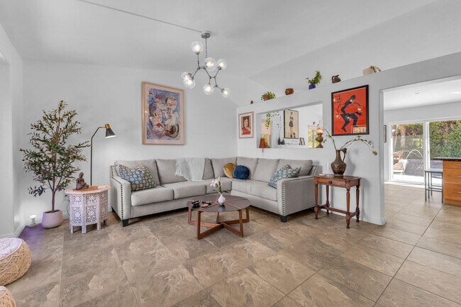 Foto del edificio - 45460 Coldbrook Ln