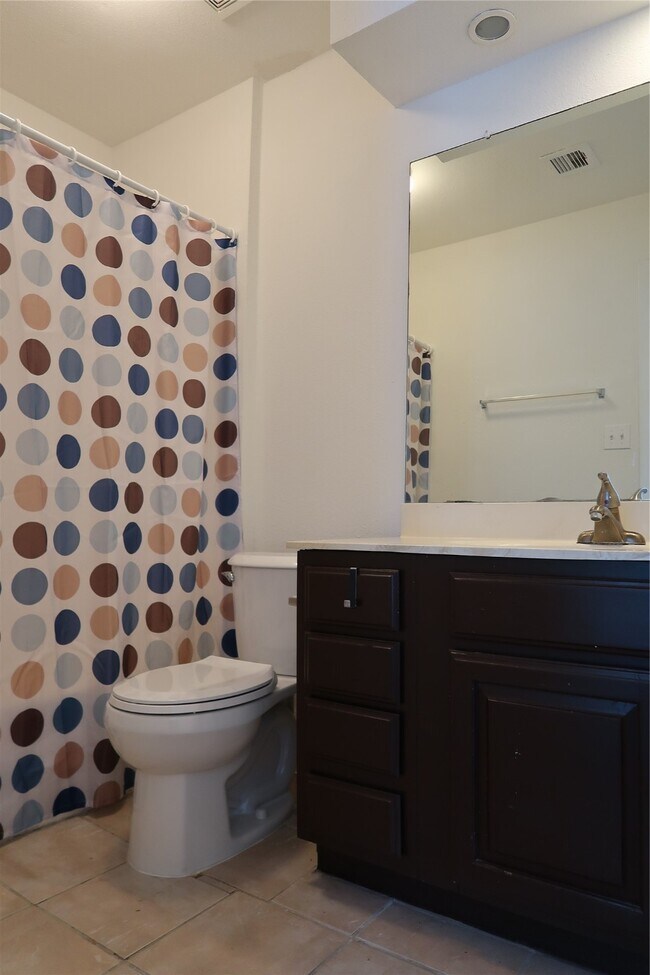 Building Photo - 14209 Briarsage Ct