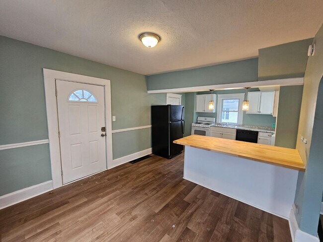 Foto del edificio - 442 Matthews St