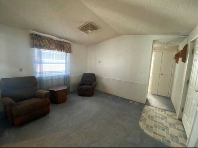 Building Photo - 251 3rd St