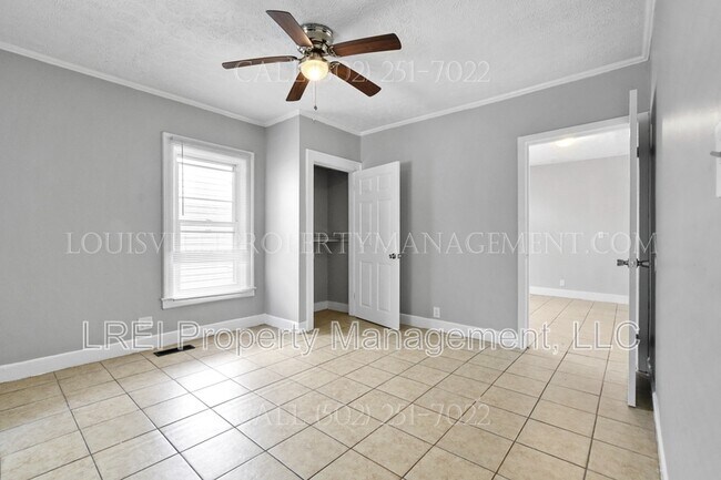 Foto del edificio - 253 Cecil Ave
