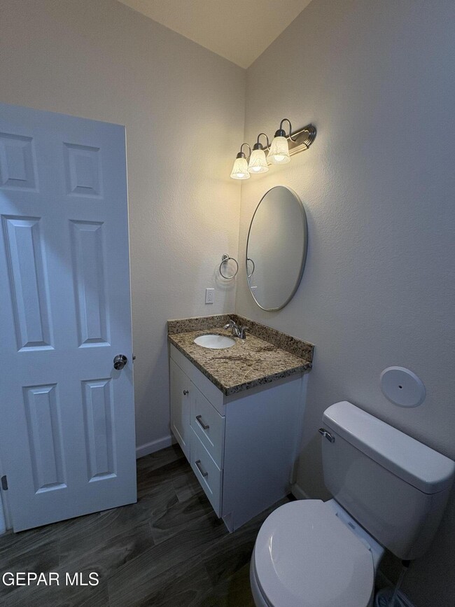 Building Photo - 805 TS Daniel Cadena Dr