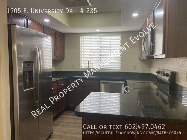 Foto del edificio - 1905 E University Dr