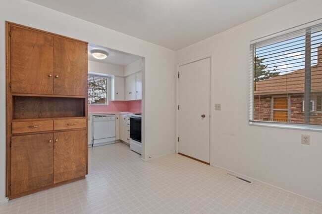 Foto del edificio - Charming 2 bed/ 1 bath