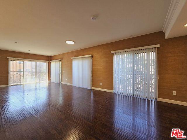 Foto del edificio - 311 S Gramercy Pl