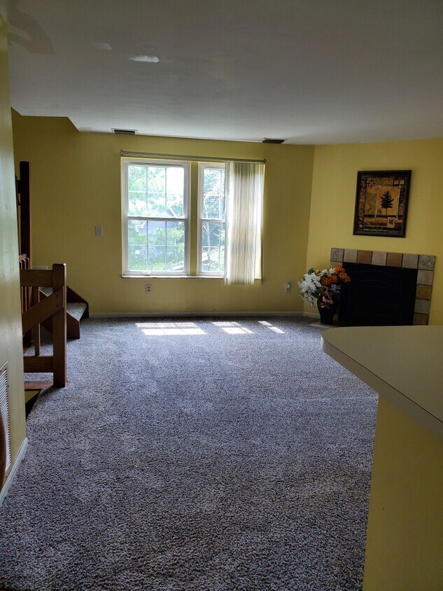 8 Palmer Ct, Fairfield, OH 45014 Townhome Rentals in Fairfield OH