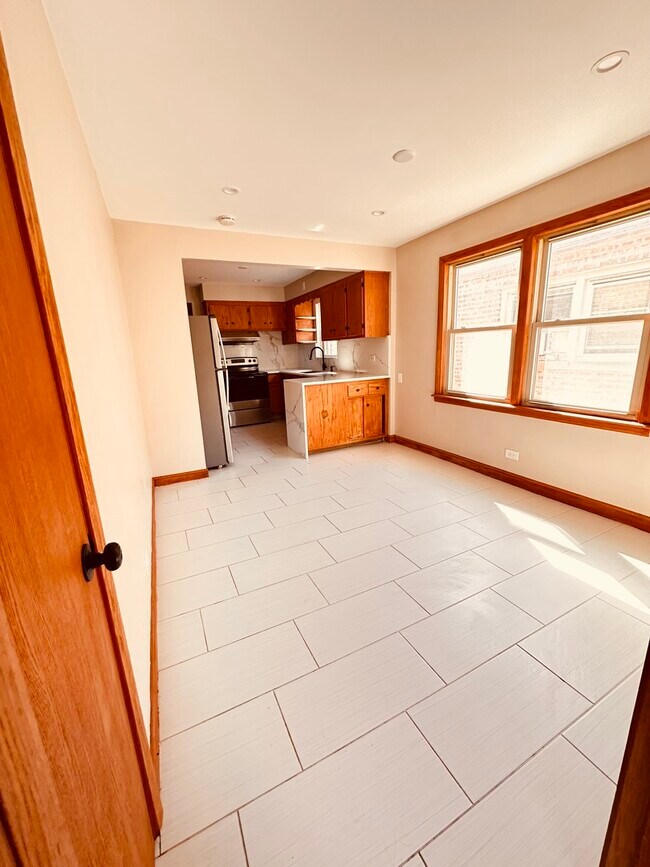 Foto del edificio - 2823 W 71st St