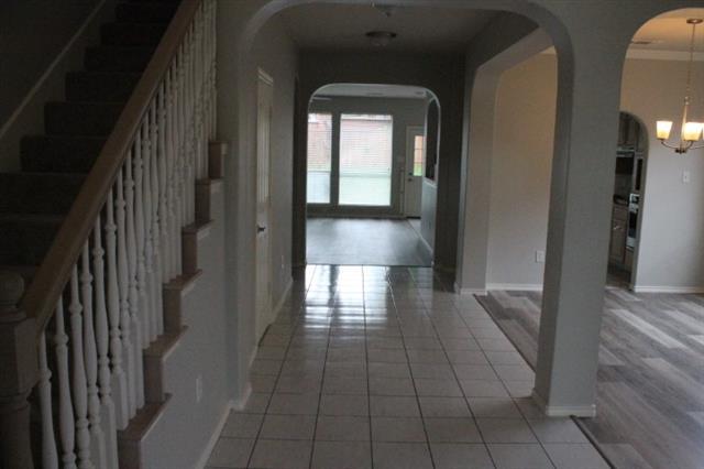Building Photo - 3623 Rodale Way