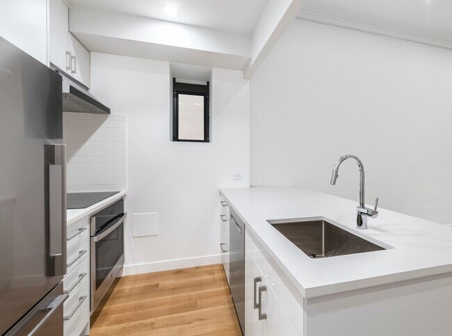 Foto del edificio - 275 W 73rd St