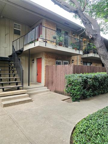 Foto del edificio - 4211 Newton Ave