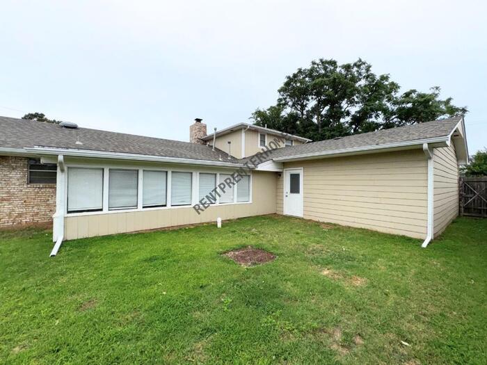 Photo - 3032 North Glade Ave. Bethany, OK 73008