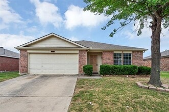 Building Photo - 2305 Tisbury Way
