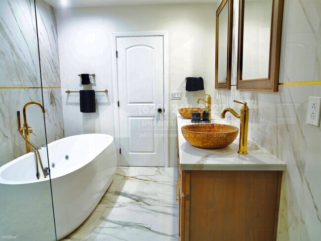 Foto del edificio - 3 br, 2 bath House - 4204 Olympiad Dr -