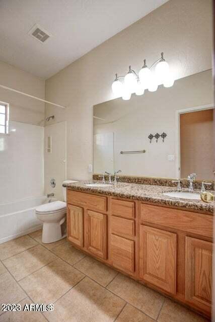 Foto del edificio - 1985 E Stephens Dr