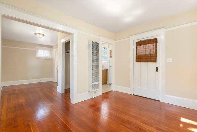 Photo - 1401 St Charles St Apartment