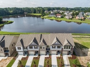 Building Photo - 1200 Quillsedge Ct
