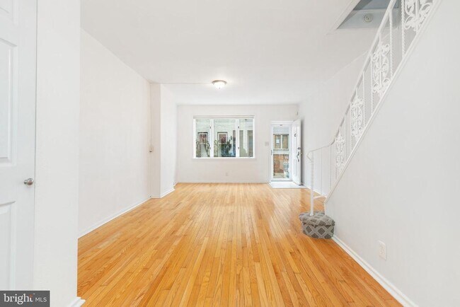 Building Photo - 1113 Cantrell St
