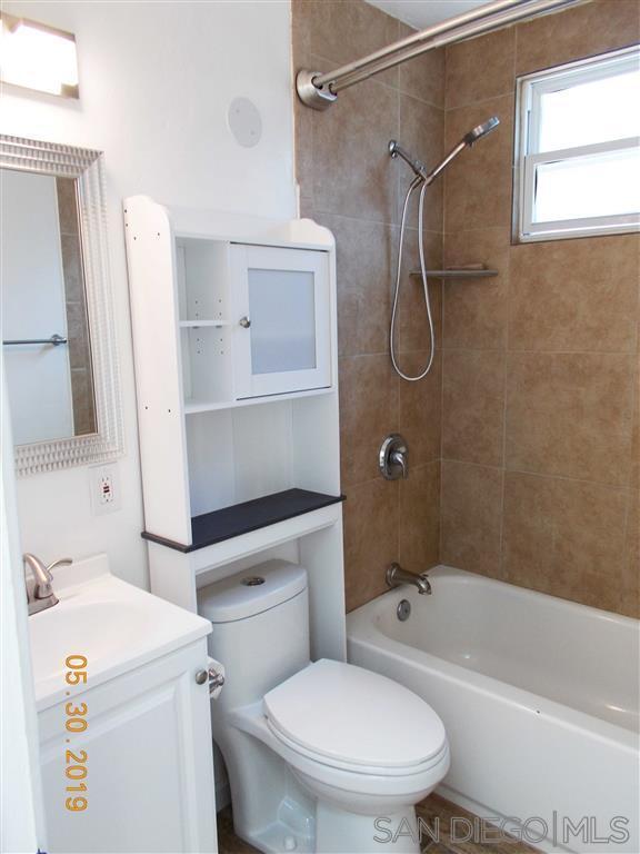 Bathroom - 1724 32nd St