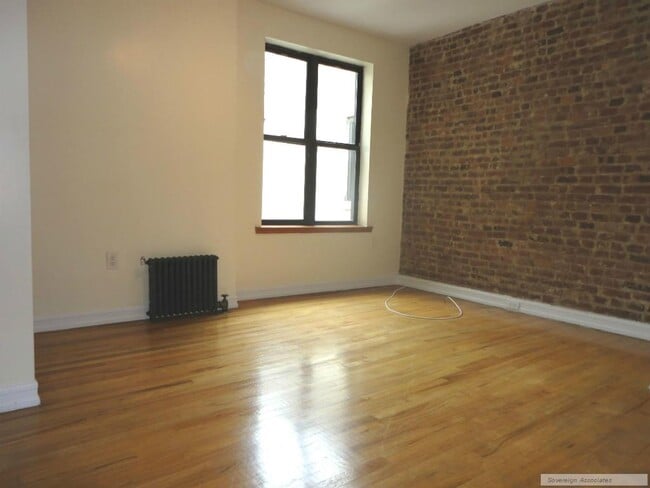 Building Photo - 112 Haven Ave