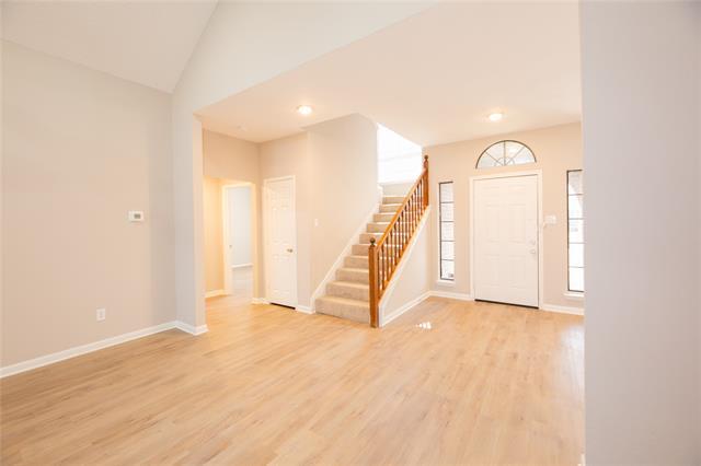 Building Photo - 3113 Riverview Dr