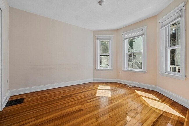 Foto del edificio - 31 Harold St