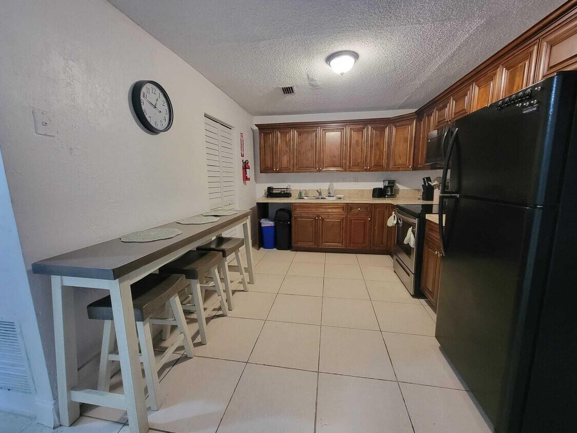Primary Photo - 2759 NW 58th Terrace