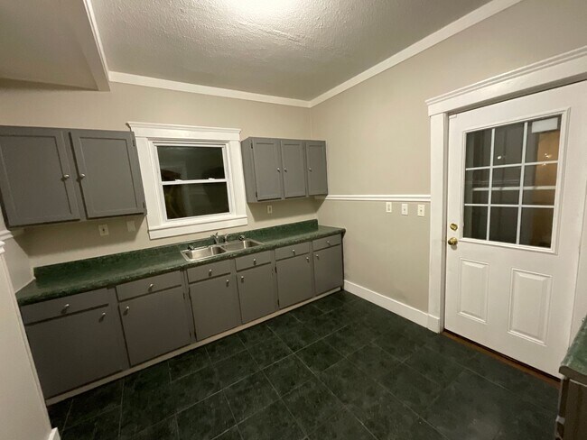 Foto del edificio - 326 11th St