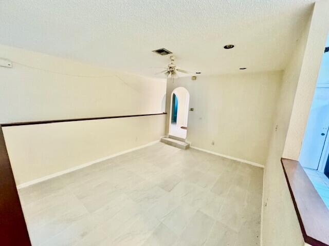 Foto del edificio - 2810 NW 8th Ct