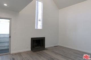Building Photo - 21 1/2 Wavecrest Avenue, Los Angeles, CA 90291 - 3 BR 2 BA house