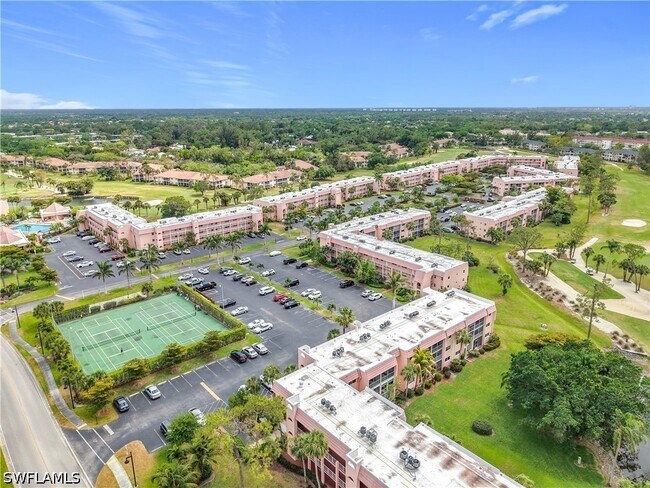 Foto del edificio - 150 Turtle Lake Ct