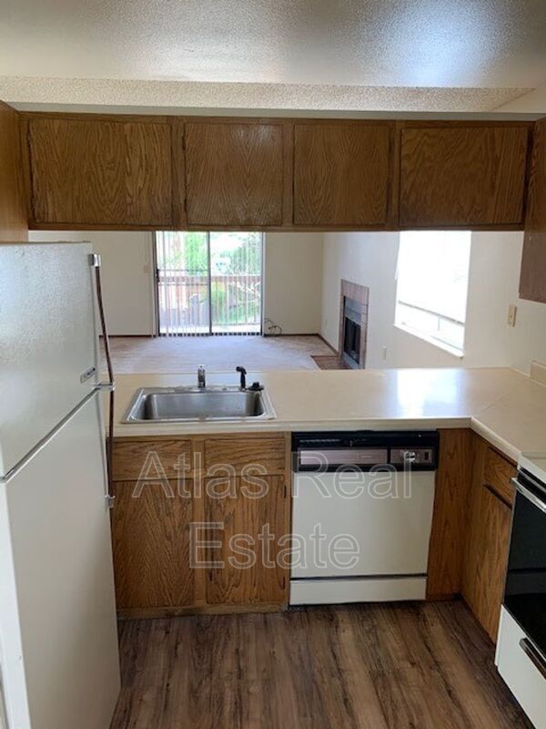 Foto del edificio - 6940 Peyote Way