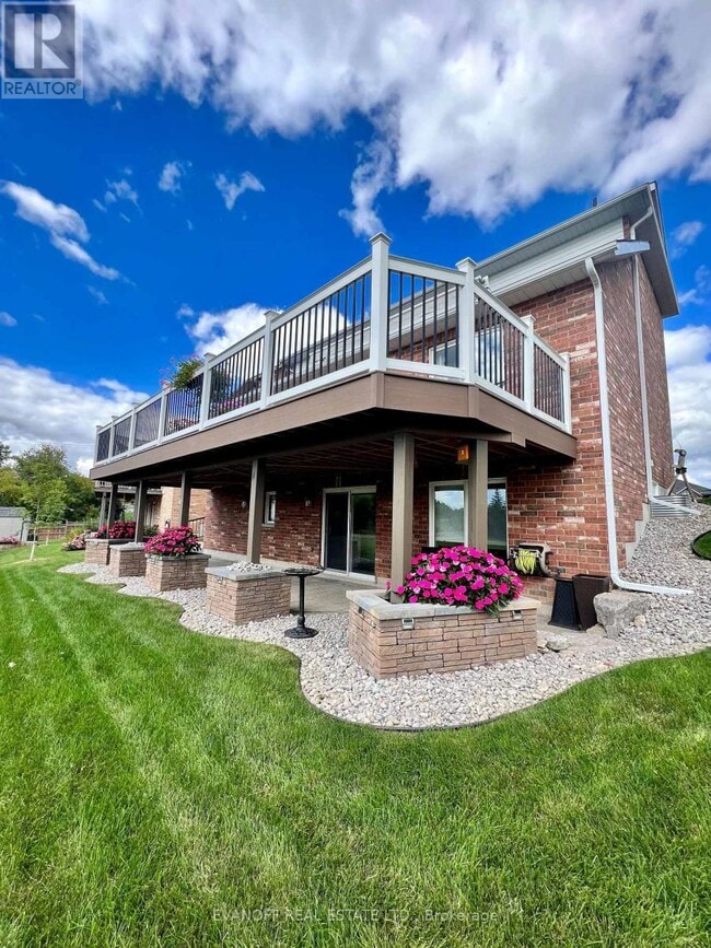 Building Photo - 9 Moynes Ct