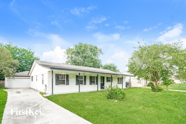 Foto del edificio - 4909 Green Willow Ln