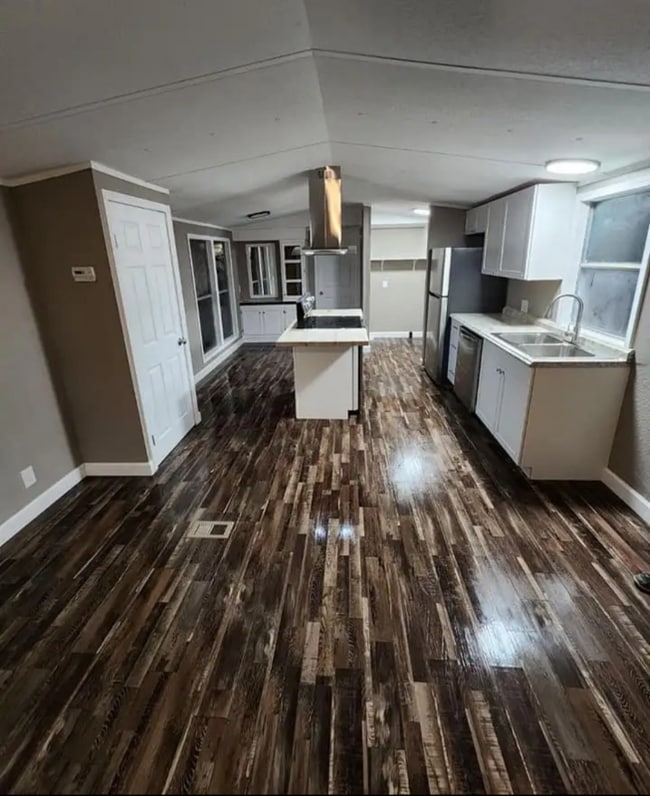 Building Photo - 65 Old Milburnton Rd