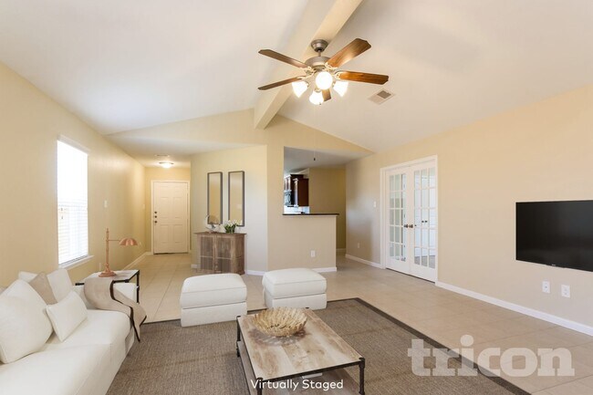 Building Photo - 424 Palomino Stand Dr