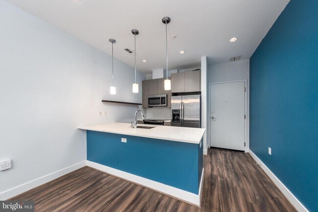 Building Photo - 1111 Orren St NE
